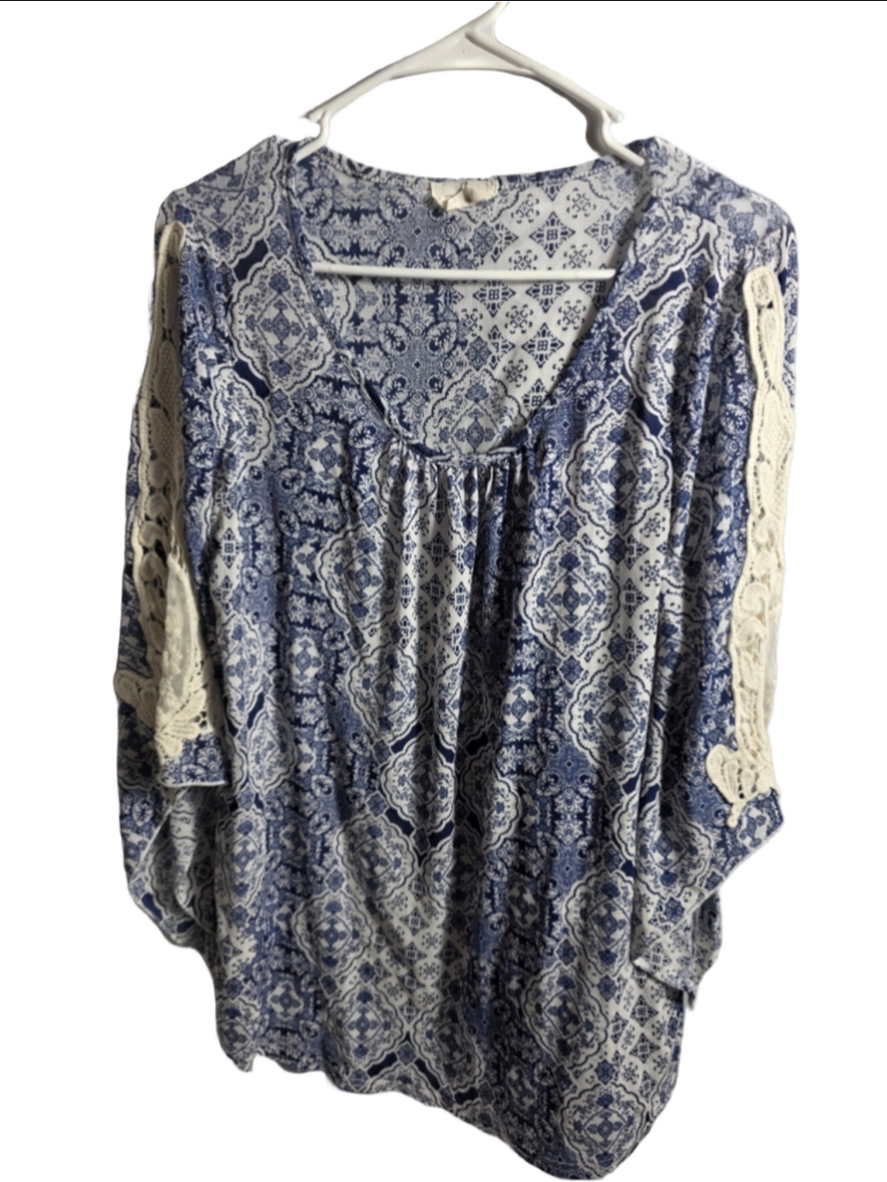 Women's Ember Blue and White Patterned Blouse, Size L boho-chic cottagecore - Picture 1 of 6